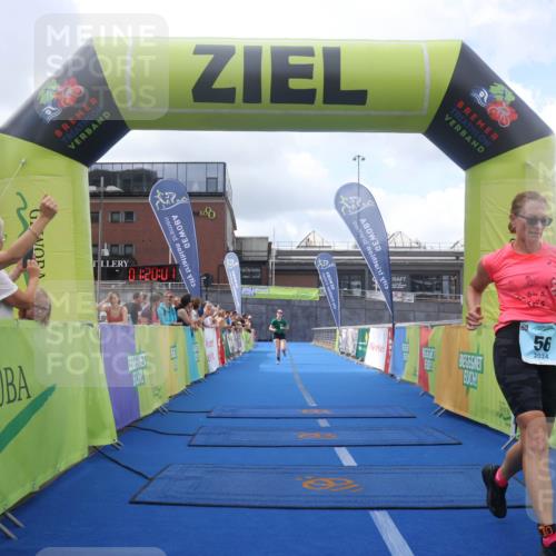 11.08.2024 - GEWOBA Citytriathlon Bremen Lena Gebhardt http://msf.ph/oto/6788126 11.08.2024 11:20:10 Ziel 4, 56 meine-sportfotos.de