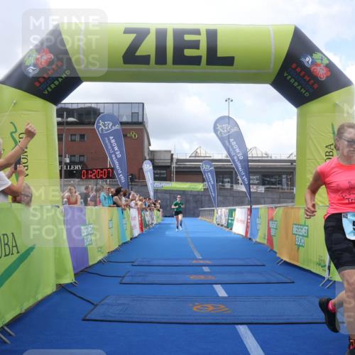 11.08.2024 - GEWOBA Citytriathlon Bremen Lena Gebhardt http://msf.ph/oto/6788128 11.08.2024 11:20:11 Ziel 4, 56 meine-sportfotos.de