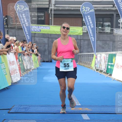 11.08.2024 - GEWOBA Citytriathlon Bremen Lena Gebhardt http://msf.ph/oto/6788177 11.08.2024 11:20:24 Ziel 55, 68 meine-sportfotos.de
