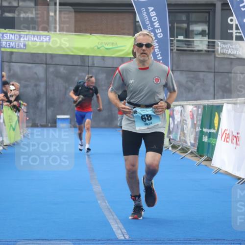 11.08.2024 - GEWOBA Citytriathlon Bremen Lena Gebhardt http://msf.ph/oto/6788210 11.08.2024 11:20:34 Ziel 26, 68 meine-sportfotos.de