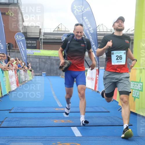 11.08.2024 - GEWOBA Citytriathlon Bremen Lena Gebhardt http://msf.ph/oto/6788252 11.08.2024 11:20:39 Ziel 26, 68 meine-sportfotos.de