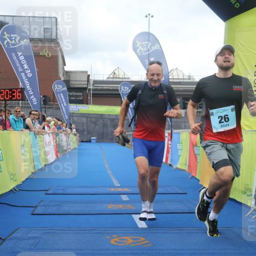 11.08.2024 - GEWOBA Citytriathlon Bremen Lena Gebhardt http://msf.ph/oto/6788255 11.08.2024 11:20:39 Ziel 26, 68 meine-sportfotos.de