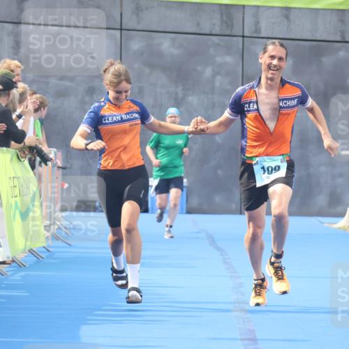 11.08.2024 - GEWOBA Citytriathlon Bremen Lena Gebhardt http://msf.ph/oto/6788295 11.08.2024 11:21:28 Ziel 5, 109 meine-sportfotos.de