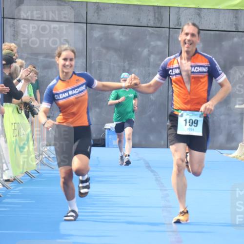 11.08.2024 - GEWOBA Citytriathlon Bremen Lena Gebhardt http://msf.ph/oto/6788298 11.08.2024 11:21:28 Ziel 5, 109 meine-sportfotos.de