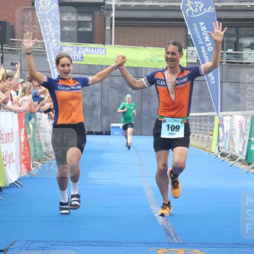 11.08.2024 - GEWOBA Citytriathlon Bremen Lena Gebhardt http://msf.ph/oto/6788309 11.08.2024 11:21:30 Ziel 5, 109 meine-sportfotos.de