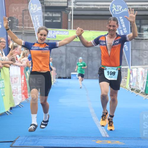 11.08.2024 - GEWOBA Citytriathlon Bremen Lena Gebhardt http://msf.ph/oto/6788314 11.08.2024 11:21:30 Ziel 5, 109 meine-sportfotos.de