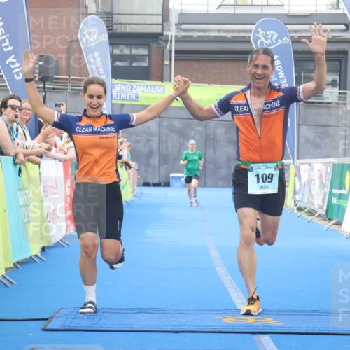 11.08.2024 - GEWOBA Citytriathlon Bremen Lena Gebhardt http://msf.ph/oto/6788316 11.08.2024 11:21:31 Ziel 5, 109 meine-sportfotos.de