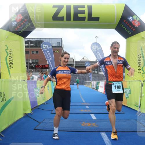 11.08.2024 - GEWOBA Citytriathlon Bremen Lena Gebhardt http://msf.ph/oto/6788335 11.08.2024 11:21:32 Ziel 5, 109 meine-sportfotos.de