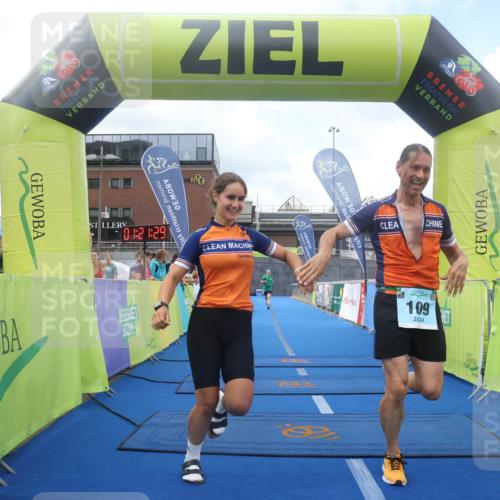 11.08.2024 - GEWOBA Citytriathlon Bremen Lena Gebhardt http://msf.ph/oto/6788336 11.08.2024 11:21:32 Ziel 5, 109 meine-sportfotos.de
