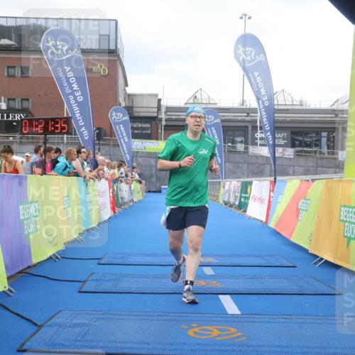 11.08.2024 - GEWOBA Citytriathlon Bremen Lena Gebhardt http://msf.ph/oto/6788364 11.08.2024 11:21:38 Ziel 5, 109 meine-sportfotos.de