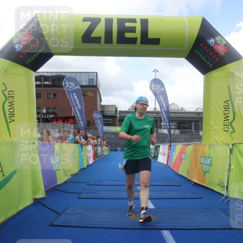 11.08.2024 - GEWOBA Citytriathlon Bremen Lena Gebhardt http://msf.ph/oto/6788369 11.08.2024 11:21:39 Ziel 5, 109 meine-sportfotos.de