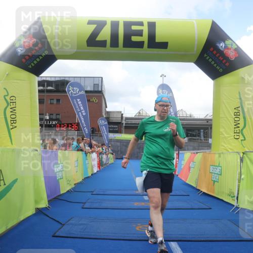 11.08.2024 - GEWOBA Citytriathlon Bremen Lena Gebhardt http://msf.ph/oto/6788372 11.08.2024 11:21:39 Ziel 5, 109 meine-sportfotos.de