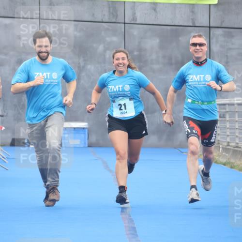 11.08.2024 - GEWOBA Citytriathlon Bremen Lena Gebhardt http://msf.ph/oto/6788384 11.08.2024 11:22:10 Ziel 21 meine-sportfotos.de