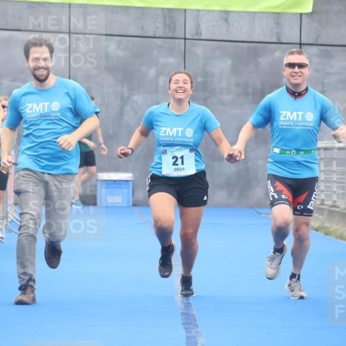 11.08.2024 - GEWOBA Citytriathlon Bremen Lena Gebhardt http://msf.ph/oto/6788385 11.08.2024 11:22:11 Ziel 21 meine-sportfotos.de
