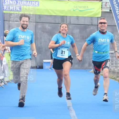 11.08.2024 - GEWOBA Citytriathlon Bremen Lena Gebhardt http://msf.ph/oto/6788392 11.08.2024 11:22:12 Ziel 21 meine-sportfotos.de