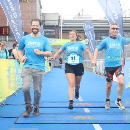 11.08.2024 - GEWOBA Citytriathlon Bremen Lena Gebhardt http://msf.ph/oto/6788414 11.08.2024 11:22:14 Ziel 21, 69 meine-sportfotos.de