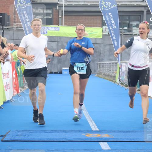 11.08.2024 - GEWOBA Citytriathlon Bremen Lena Gebhardt http://msf.ph/oto/6788539 11.08.2024 11:22:43 Ziel 100, 102 meine-sportfotos.de