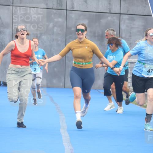 11.08.2024 - GEWOBA Citytriathlon Bremen Lena Gebhardt http://msf.ph/oto/6788602 11.08.2024 11:23:18 Ziel 2, 47 meine-sportfotos.de