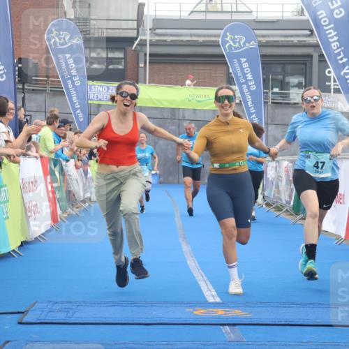 11.08.2024 - GEWOBA Citytriathlon Bremen Lena Gebhardt http://msf.ph/oto/6788625 11.08.2024 11:23:21 Ziel 2, 47 meine-sportfotos.de
