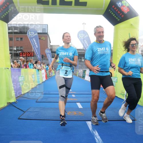 11.08.2024 - GEWOBA Citytriathlon Bremen Lena Gebhardt http://msf.ph/oto/6788671 11.08.2024 11:23:26 Ziel 2, 47 meine-sportfotos.de