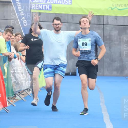 11.08.2024 - GEWOBA Citytriathlon Bremen Lena Gebhardt http://msf.ph/oto/6788741 11.08.2024 11:23:46 Ziel 89 meine-sportfotos.de