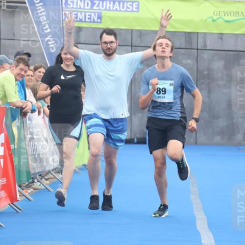 11.08.2024 - GEWOBA Citytriathlon Bremen Lena Gebhardt http://msf.ph/oto/6788742 11.08.2024 11:23:46 Ziel 89 meine-sportfotos.de