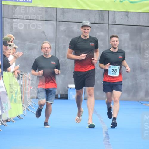 11.08.2024 - GEWOBA Citytriathlon Bremen Lena Gebhardt http://msf.ph/oto/6788782 11.08.2024 11:24:06 Ziel 28 meine-sportfotos.de