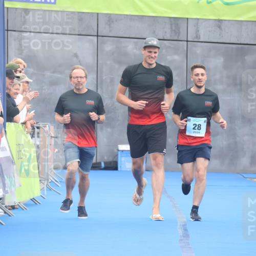 11.08.2024 - GEWOBA Citytriathlon Bremen Lena Gebhardt http://msf.ph/oto/6788784 11.08.2024 11:24:06 Ziel 28 meine-sportfotos.de