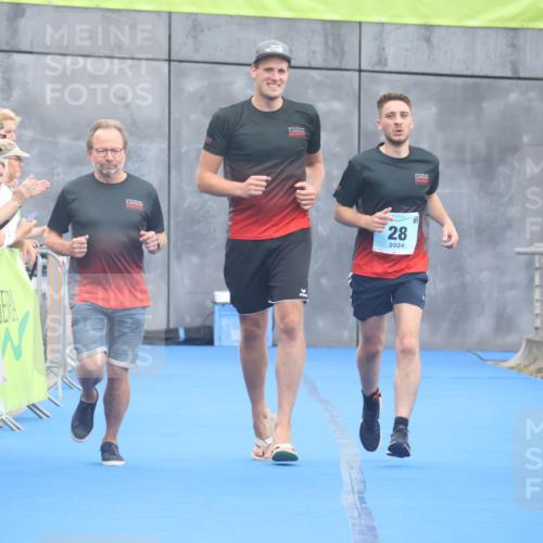 11.08.2024 - GEWOBA Citytriathlon Bremen Lena Gebhardt http://msf.ph/oto/6788787 11.08.2024 11:24:06 Ziel 28 meine-sportfotos.de