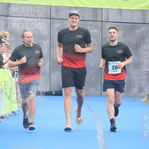11.08.2024 - GEWOBA Citytriathlon Bremen Lena Gebhardt http://msf.ph/oto/6788790 11.08.2024 11:24:07 Ziel 28 meine-sportfotos.de