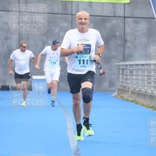 11.08.2024 - GEWOBA Citytriathlon Bremen Lena Gebhardt http://msf.ph/oto/6788843 11.08.2024 11:24:55 Ziel 111, 116 meine-sportfotos.de