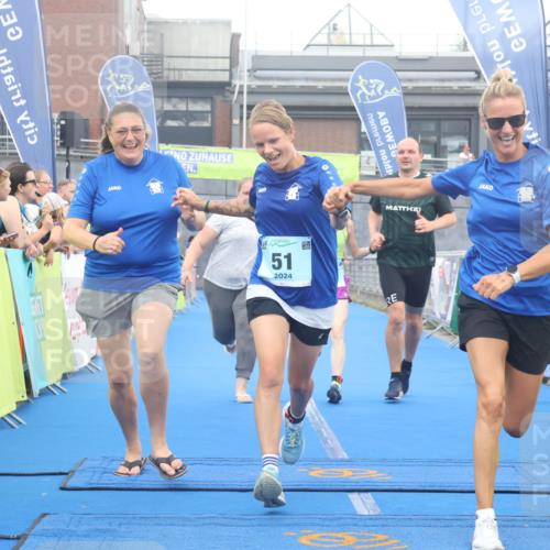 11.08.2024 - GEWOBA Citytriathlon Bremen Lena Gebhardt http://msf.ph/oto/6788948 11.08.2024 11:25:17 Ziel 51, 74, 93 meine-sportfotos.de