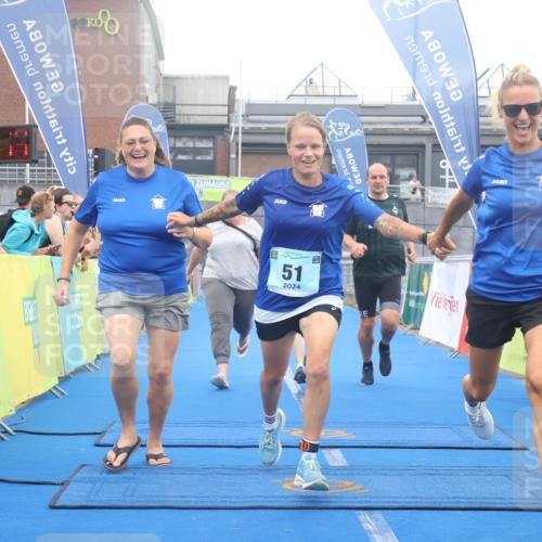 11.08.2024 - GEWOBA Citytriathlon Bremen Lena Gebhardt http://msf.ph/oto/6788950 11.08.2024 11:25:17 Ziel 51, 74, 93 meine-sportfotos.de