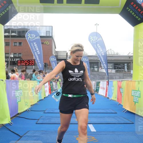 11.08.2024 - GEWOBA Citytriathlon Bremen Lena Gebhardt http://msf.ph/oto/6789069 11.08.2024 11:25:36 Ziel 36, 54, 70, 106 meine-sportfotos.de