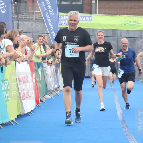 11.08.2024 - GEWOBA Citytriathlon Bremen Lena Gebhardt http://msf.ph/oto/6789094 11.08.2024 11:25:42 Ziel 36, 43, 54, 70, 106 meine-sportfotos.de