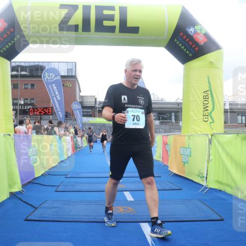 11.08.2024 - GEWOBA Citytriathlon Bremen Lena Gebhardt http://msf.ph/oto/6789122 11.08.2024 11:25:46 Ziel 36, 43, 54, 70 meine-sportfotos.de