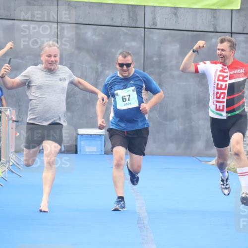 11.08.2024 - GEWOBA Citytriathlon Bremen Lena Gebhardt http://msf.ph/oto/6789232 11.08.2024 11:26:31 Ziel 67 meine-sportfotos.de