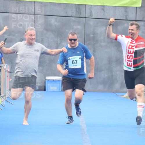 11.08.2024 - GEWOBA Citytriathlon Bremen Lena Gebhardt http://msf.ph/oto/6789233 11.08.2024 11:26:31 Ziel 67 meine-sportfotos.de