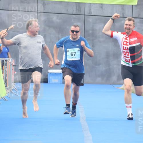 11.08.2024 - GEWOBA Citytriathlon Bremen Lena Gebhardt http://msf.ph/oto/6789236 11.08.2024 11:26:32 Ziel 67 meine-sportfotos.de