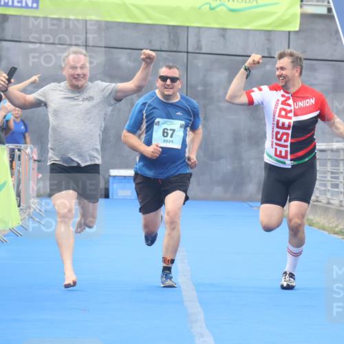 11.08.2024 - GEWOBA Citytriathlon Bremen Lena Gebhardt http://msf.ph/oto/6789237 11.08.2024 11:26:32 Ziel 67 meine-sportfotos.de