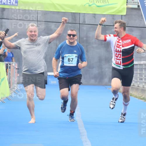 11.08.2024 - GEWOBA Citytriathlon Bremen Lena Gebhardt http://msf.ph/oto/6789239 11.08.2024 11:26:32 Ziel 67 meine-sportfotos.de