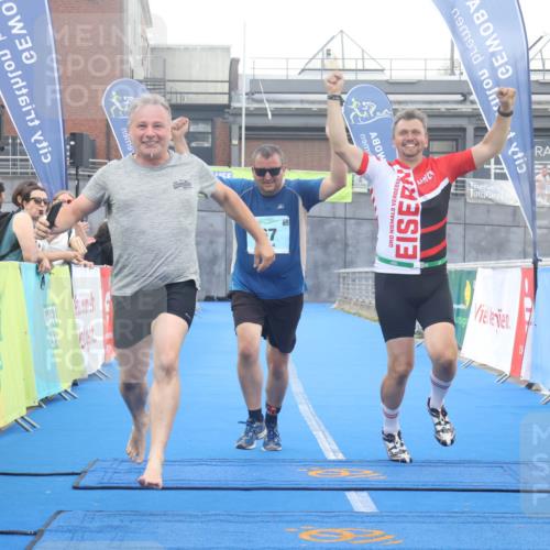 11.08.2024 - GEWOBA Citytriathlon Bremen Lena Gebhardt http://msf.ph/oto/6789258 11.08.2024 11:26:34 Ziel 67 meine-sportfotos.de