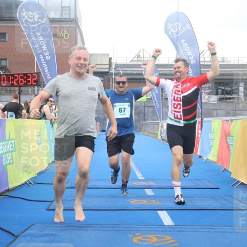 11.08.2024 - GEWOBA Citytriathlon Bremen Lena Gebhardt http://msf.ph/oto/6789261 11.08.2024 11:26:35 Ziel 67 meine-sportfotos.de