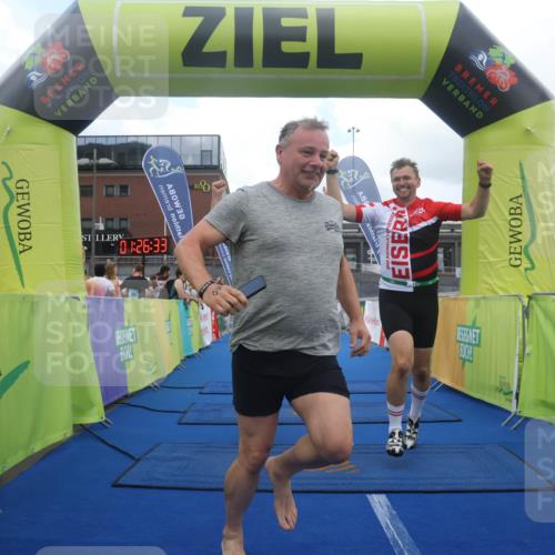 11.08.2024 - GEWOBA Citytriathlon Bremen Lena Gebhardt http://msf.ph/oto/6789266 11.08.2024 11:26:36 Ziel 67 meine-sportfotos.de