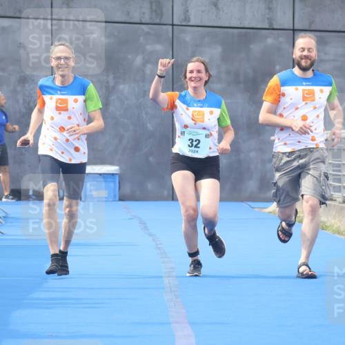 11.08.2024 - GEWOBA Citytriathlon Bremen Lena Gebhardt http://msf.ph/oto/6789285 11.08.2024 11:26:57 Ziel 32 meine-sportfotos.de