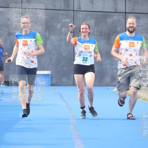 11.08.2024 - GEWOBA Citytriathlon Bremen Lena Gebhardt http://msf.ph/oto/6789286 11.08.2024 11:26:58 Ziel 32 meine-sportfotos.de