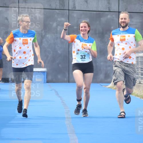 11.08.2024 - GEWOBA Citytriathlon Bremen Lena Gebhardt http://msf.ph/oto/6789288 11.08.2024 11:26:58 Ziel 32 meine-sportfotos.de
