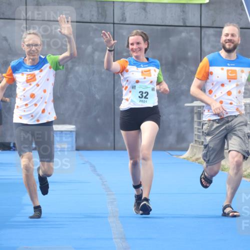 11.08.2024 - GEWOBA Citytriathlon Bremen Lena Gebhardt http://msf.ph/oto/6789291 11.08.2024 11:26:58 Ziel 32 meine-sportfotos.de