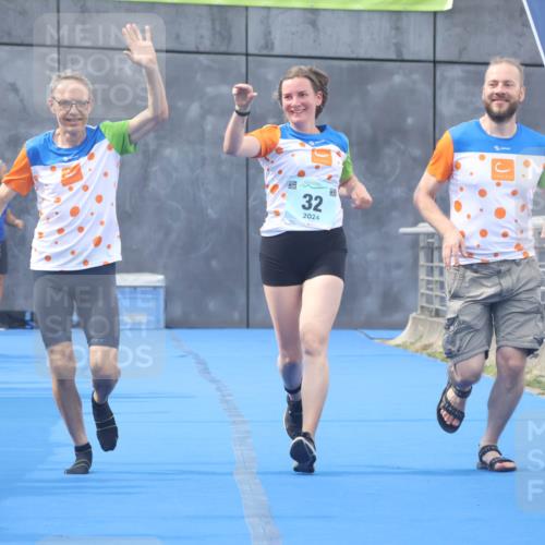 11.08.2024 - GEWOBA Citytriathlon Bremen Lena Gebhardt http://msf.ph/oto/6789293 11.08.2024 11:26:58 Ziel 32 meine-sportfotos.de