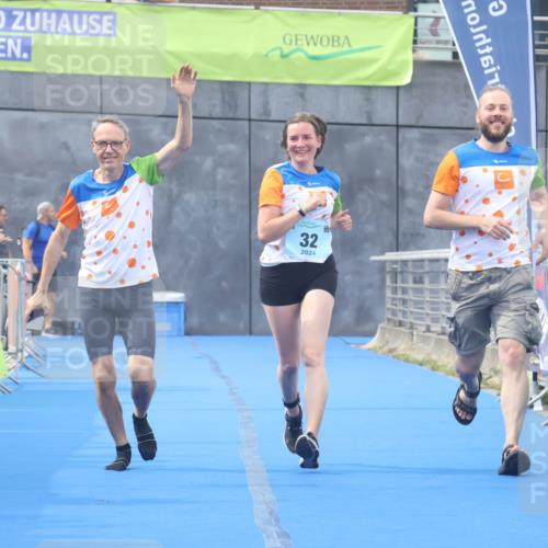 11.08.2024 - GEWOBA Citytriathlon Bremen Lena Gebhardt http://msf.ph/oto/6789297 11.08.2024 11:26:59 Ziel 32 meine-sportfotos.de